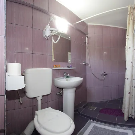 Pensiune Panos 3*
