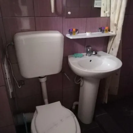 Panos Două Mai