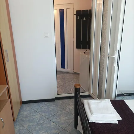 Casa Panos Două Mai