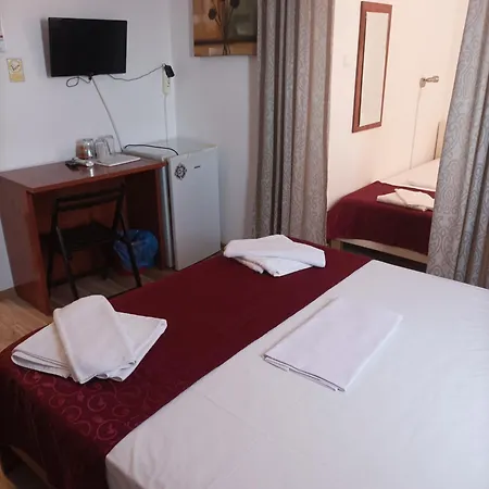 Casa Panos 3* Două Mai