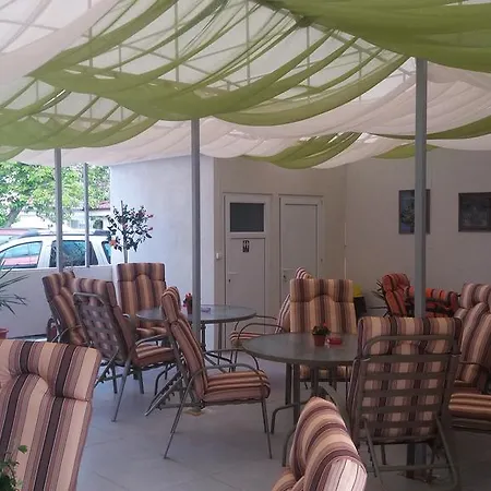 Casa Panos 3*