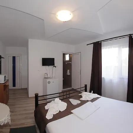 Panos بيت ضيافة دووا مايْ