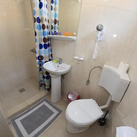 Panos Guest house