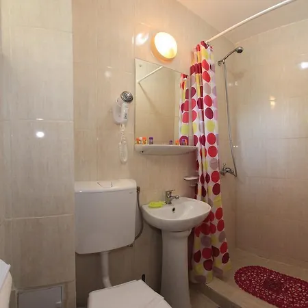 Panos Guest house