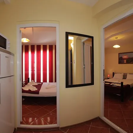 بيت ضيافة Panos