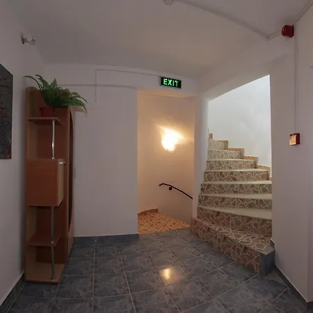 Panos بيت ضيافة