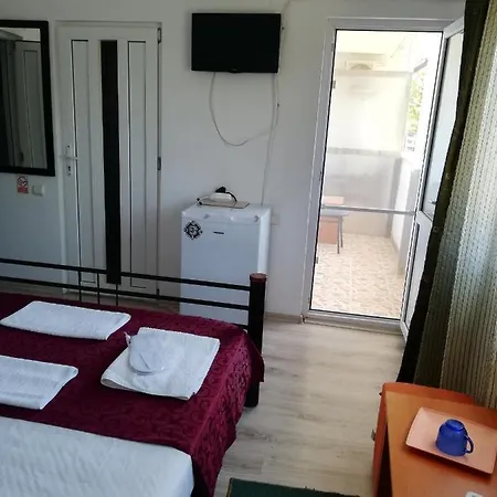 Panos دووا مايْ