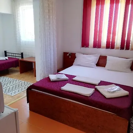 Panos Guest house 2 Mai